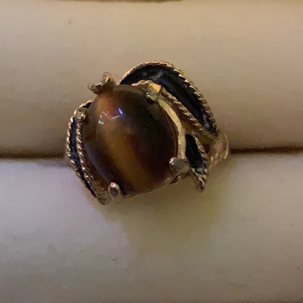 Ring - Picture 5 of 5